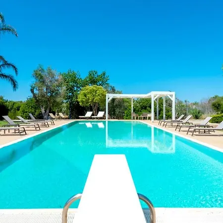 Villa Iride 10&2, Emma Villas *