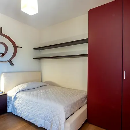 Iride 10&2, Emma Villas Villa *